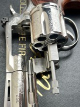 Colt Python .357 Magnum – Custom Engraved Rosewood Pearl Limited Edition - 8 of 13