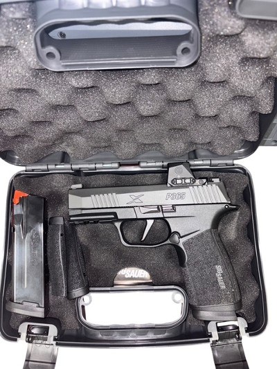 USED Sig Sauer P365 XMacro 9mm w/ Romeo-X Red Dot