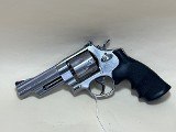 Smith & Wesson Model 627-5 – .357 Magnum, 4