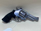 Smith & Wesson Model 627-5 – .357 Magnum, 4