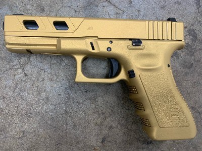 Glock 22 Gen 3 Gold Window Cuts Night Sights Police Trade