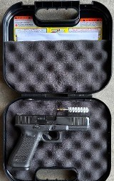 (1) Police Trade Glock 17 Gen 5 9mm Ameriglo Night Sights 17 Round Capacity - 3 of 3