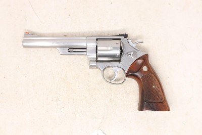 Smith & Wesson Model 629-1 .44 Magnum 6