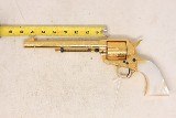 Colt Single Action Army .45 Colt – Jeff Flannery Engraved, Gold Finish, Mother-of-Pearl Grips - 8 of 9