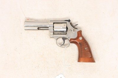 Smith & Wesson Model 586-3 – Factory Nickel, L-Frame (.357 Magnum)