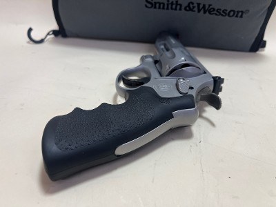 USED Smith & Wesson Model 627 Pro Series – .357 Magnum Stainless 4” Revolver - Image 3 of 5