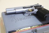 Browning Hi-Power .40 S&W — Silver Chrome Finish, Adjustable Sights - 4 of 10