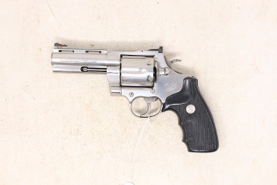 Colt Anaconda Stainless – .45 Colt, 4