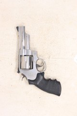 Smith & Wesson Model 657-4 “Mountain Gun” – .41 Magnum, Stainless, 4