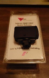 Used Trijicon Q-LOC Low Mount for RMR/SRO AC32076 - 2 of 2