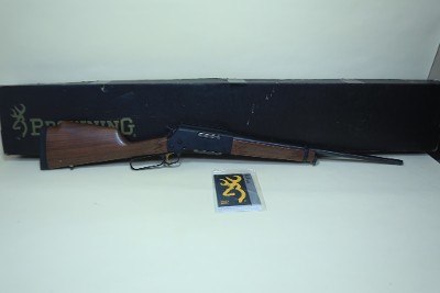 Browning BLR Lightweight – .308 Win Lever-Action, Detachable Magazine, Walnut Stock, With Box - Image 1 of 5