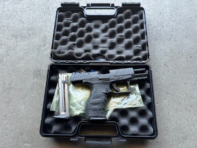 Walther Arms PPQ 22 LR Pistol - Image 1 of 7