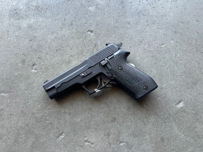 Sig Sauer P220 45 ACP Pistol - Image 2 of 7