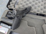 Pre-owned Smith & Wesson M&P40 40 S&W 4.25