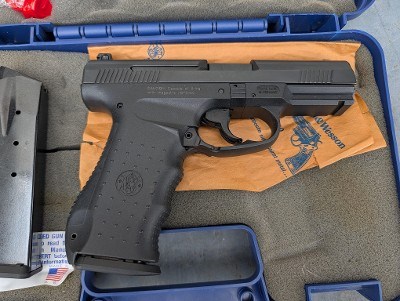 Pre-owned Smith & Wesson SW990L 45 ACP 4.25