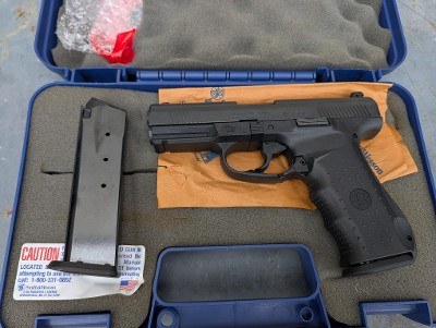 Pre-owned Smith & Wesson SW990L 45 ACP 4.25