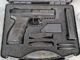 Pre-owned H&K P30 V3 9mm Luminescent Sights 17+1 2 Mags - Image 1 of 3