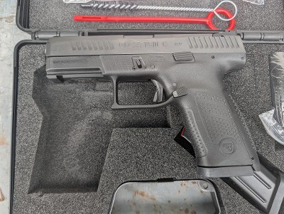 Pre-owned CZ P10-C 9mm 2-15 rd Mags 91531 - Image 2 of 2