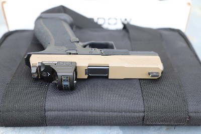 Shadow Systems XR920 COMBAT 9MM FDE SLIDE W/ HOLOSUN 507C X2 - Image 4 of 7