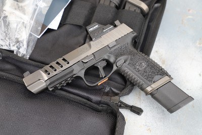 FN 509 LS Edge 9mm Pistol w/ Holosun HE507C-GR X2, 3 Magazines - Image 7 of 8
