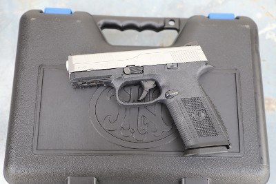 FN FNS-40 .40 S&W Pistol – Two-Tone Black/Silver, 14-Round Capacity, Night Sights - Image 2 of 8