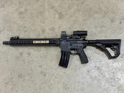 Daniel Defense DDM4 V11 LW 16