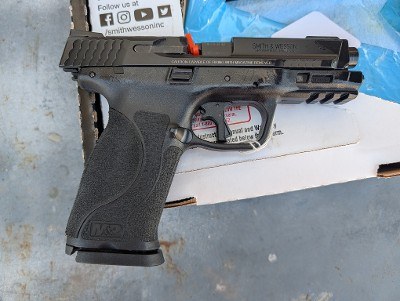 Pre-owned Smith & Wesson M&P2.0 9mm NTS Fiber Optic Sights - Image 2 of 3