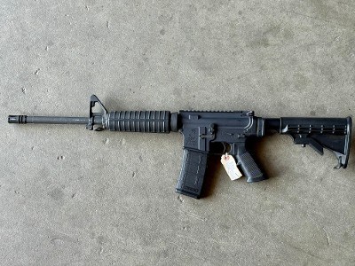 Bushmaster XM-15 E2S 5.56 16