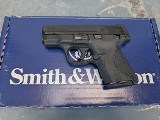 Pre-owned Smith & Wesson M&P40 Shield 40 S&W 3.1