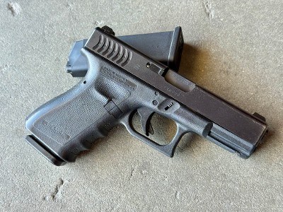 Glock 23 40 S&W 4