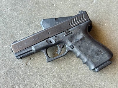 Glock 23 40 S&W 4
