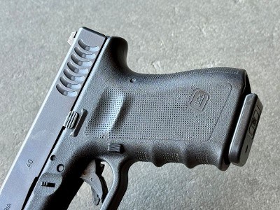 Glock 23 40 S&W 4