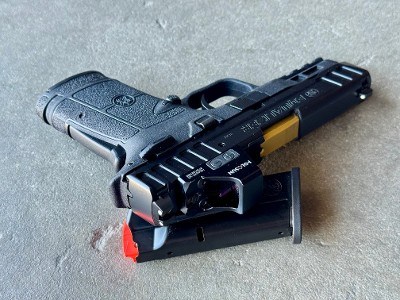 S&W Equalizer 9mm OR TS Holosun HS407K Gold Ported Barrel 13591 - Image 9 of 11