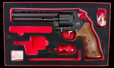 Nighthawk Korth Mongoose 357 Mag Turkish Walnut Grips 6