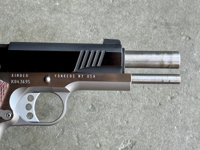 Kimber Custom II 1911 45 ACP 7rd Rosewood Stainless Two Tone Original Box - Image 5 of 12