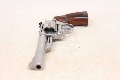 Smith & Wesson Model 629-1 .44 Magnum 6