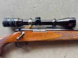 Weatherby Mark V Varmintmaster 22-250 Remington 24