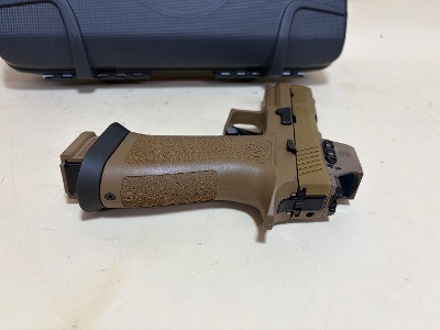 USED Sig Sauer P320 M18 XSeries RX 9mm Pistol with ROMEO-M17 Optic – Coyote Tan, 21+1 Capacity - Image 4 of 8