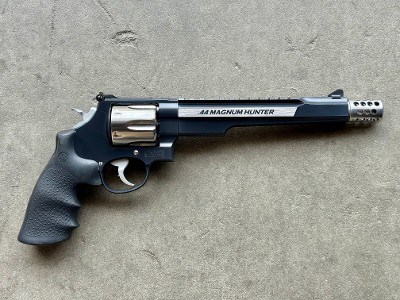 Smith & Wesson Model 629 Performance Center 44 Magnum Hunter 7.5