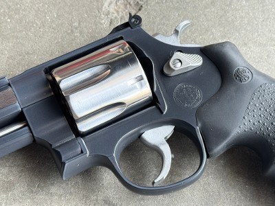 Smith & Wesson Model 629 Performance Center 44 Magnum Hunter 7.5