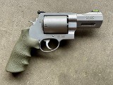 Smith & Wesson Performance Center Model 460XVR 3.5