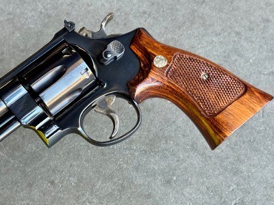 Smith & Wesson Model 29 44 Magnum 8 3/8