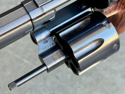 Smith & Wesson Model 29 44 Magnum 8 3/8