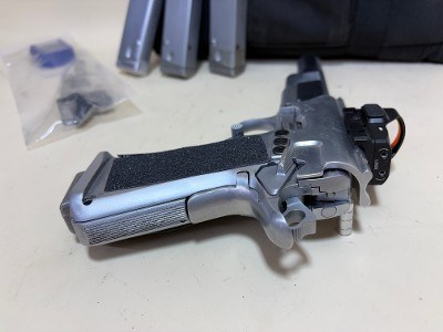 Custom Caspian 1911 Race Pistol – 9mm / .38 Super with Optic, Compensator, 4 Magazines & Extra Barrel - Image 4 of 9