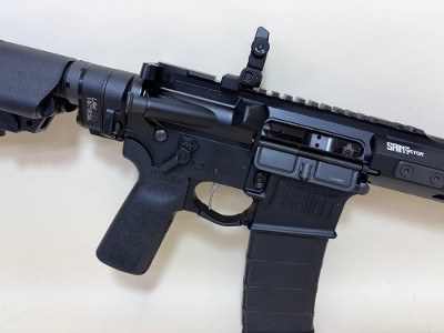Springfield Armory SAINT Victor 5.56 NATO AR-15 Rifle with LAW Tactical Folding Adapter - Image 6 of 8