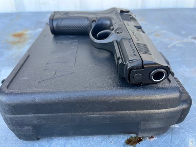 Beretta PX4 Storm – .40 S&W, Full Size, Beretta Certified Used (Y-Gun) - Image 4 of 7