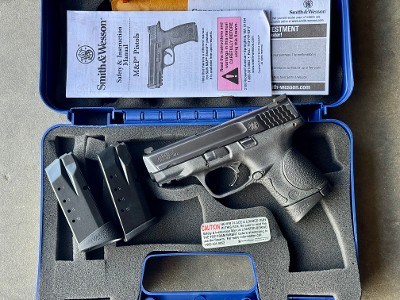 Smith & Wesson M&P 40C 40 S&W 3.5
