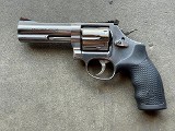 Smith & Wesson Model 686-6 Stainless 357 Magnum 4