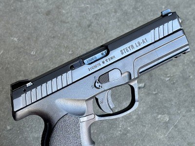Steyr L9-A1 9mm 4.5