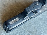 Heckler & Koch USP 40 Compact LEM 40 S&W HK 2009 +3 Mags & Original Case - 6 of 10